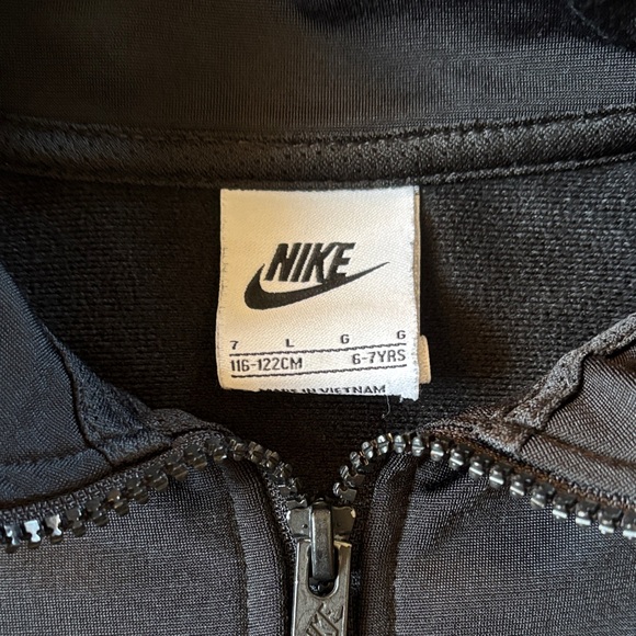 Nike Athletic Tracksuit - Picture 4 of 6